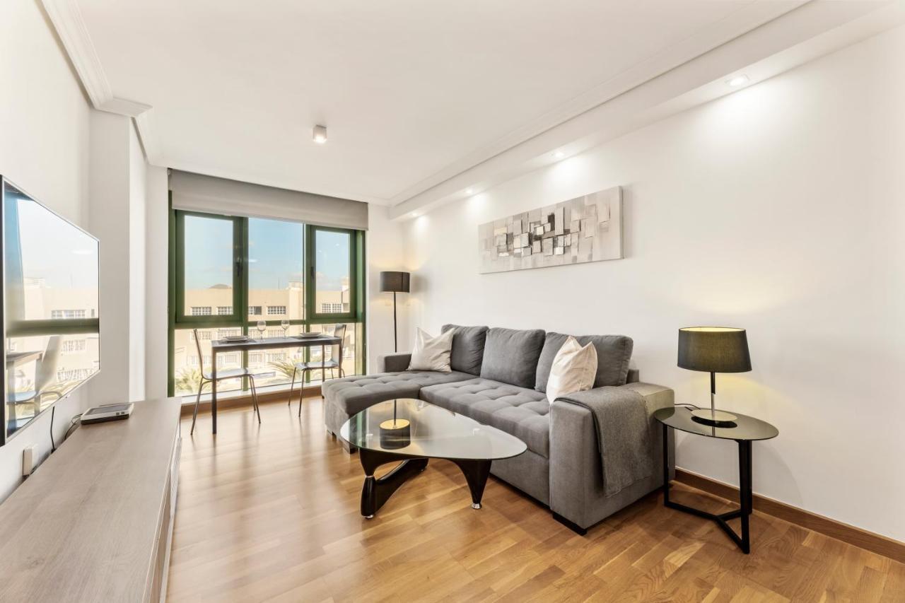 Home2Book Stylish Apartment Arrecife Beach Bagian luar foto