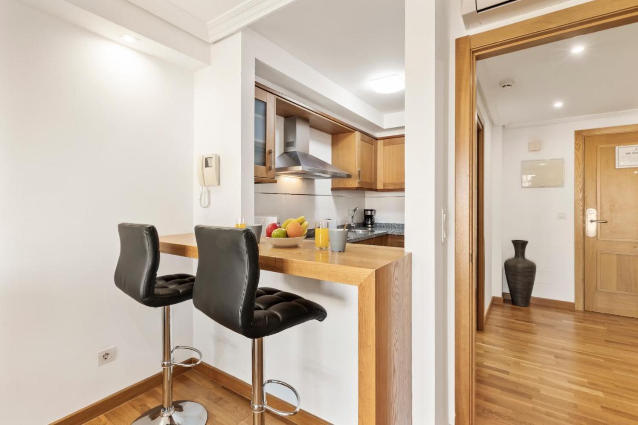 Home2Book Stylish Apartment Arrecife Beach Bagian luar foto