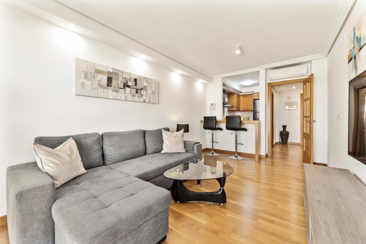 Home2Book Stylish Apartment Arrecife Beach Bagian luar foto